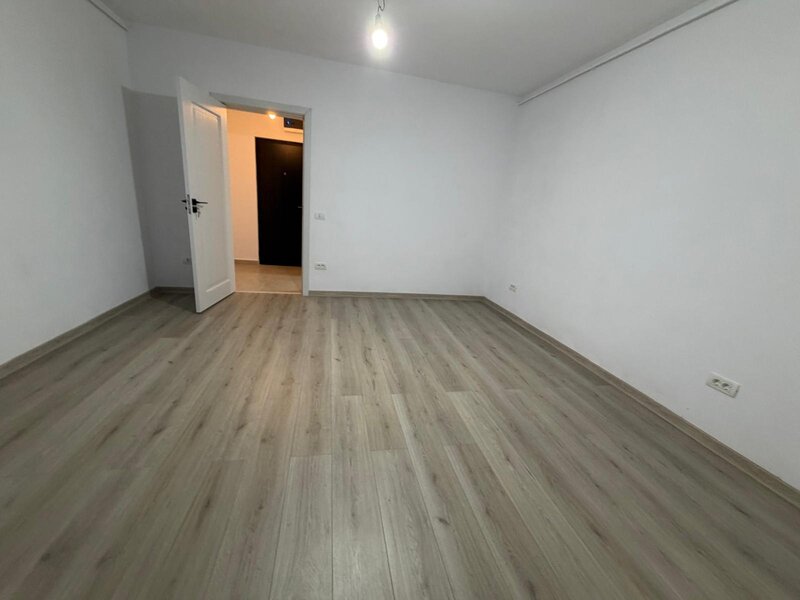 Dristor, 1 minut metrou,