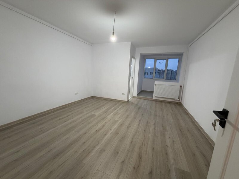 Dristor, 1 minut metrou,